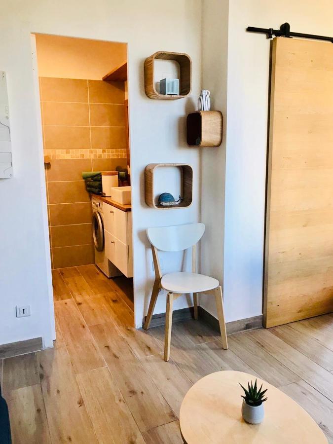 Un Petit Nid Les Pieds Dans L'Eau Apartment อาร์เจเลส-ซัวร์-แมร์ ภายนอก รูปภาพ
